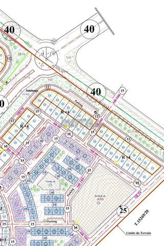 أرض شوكة تجارية R + 4