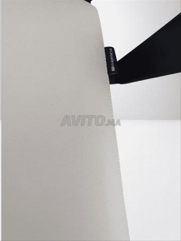 Chaise ergonomique Magencia cuir beige