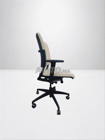 Chaise ergonomique Magencia cuir beige