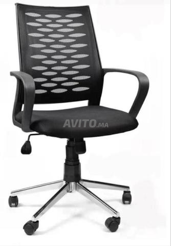 Rayonnage avec croisillon رفوف متعددة المستويات