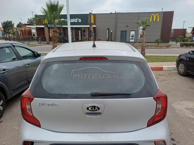 Kia Picanto Essence Manuelle 2021 à Marrakech