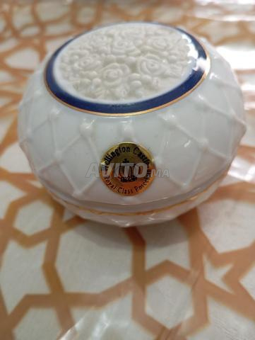Boîte à bijoux en porcelaine