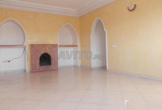 شقة للبيع تقع في سملالية