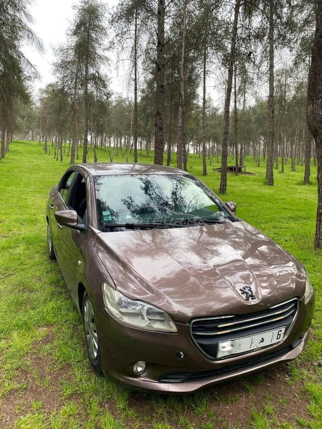 Peugeot 301 Diesel Manuelle 2013 à Casablanca
