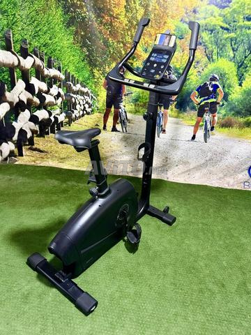 vélo d’appartement EB900B