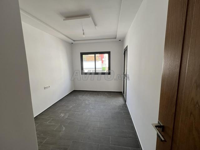 شقة للإيجار وسط المدينة مفتوحة.