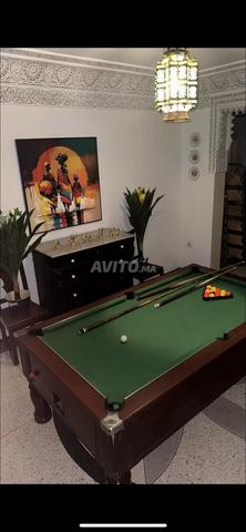 طاولة بلياردو كبيرة وثقيلة جودة عالية - طنجة