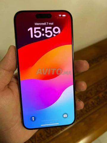 ايفون 15 برو ماكس طبيعي تيتانيوم 93