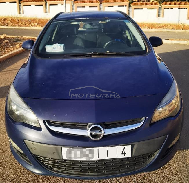 Opel Astra Diesel Manuelle 2015 à Meknès