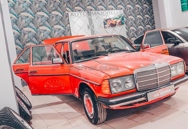 Mercedes-Benz 240 Diesel Manuelle 1980 à Salé