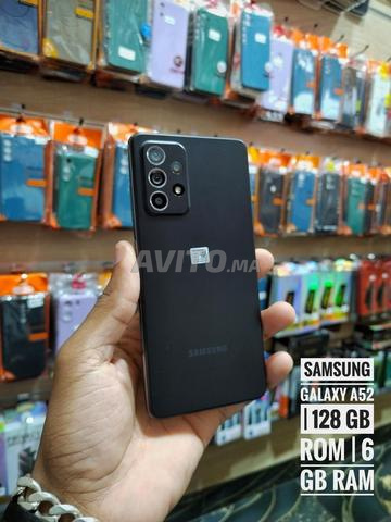 Samsung Galaxy A52 l 128 Gb ROM I 6 Gb RAM