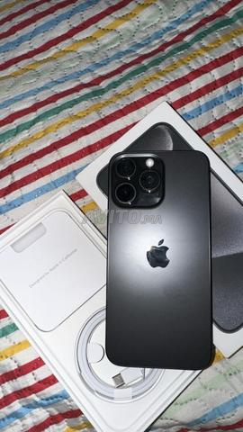 iPhone 15 Pro Max 256 Go importé d'Allemagne