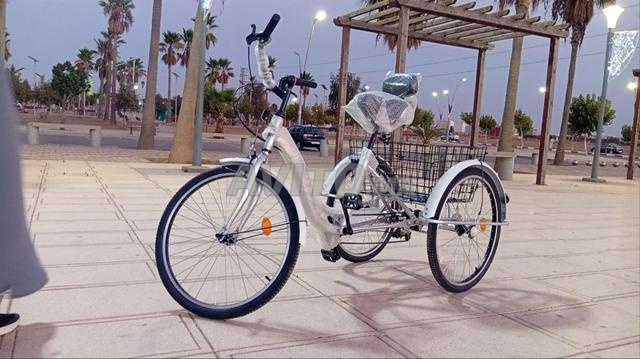 دراجة بثلاث عجلات