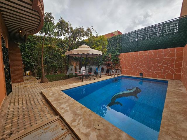 Superbe Villa à louer Meublée à Targa avec piscine