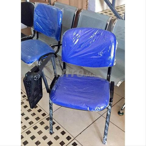 Table et Chaise Scolaires Confortables et Durables