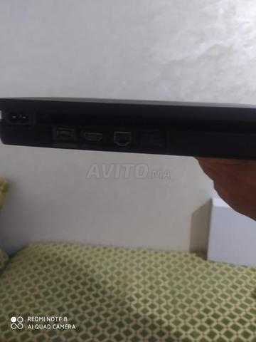 بلاي ستيشن 4 بحالة جيدة جدا