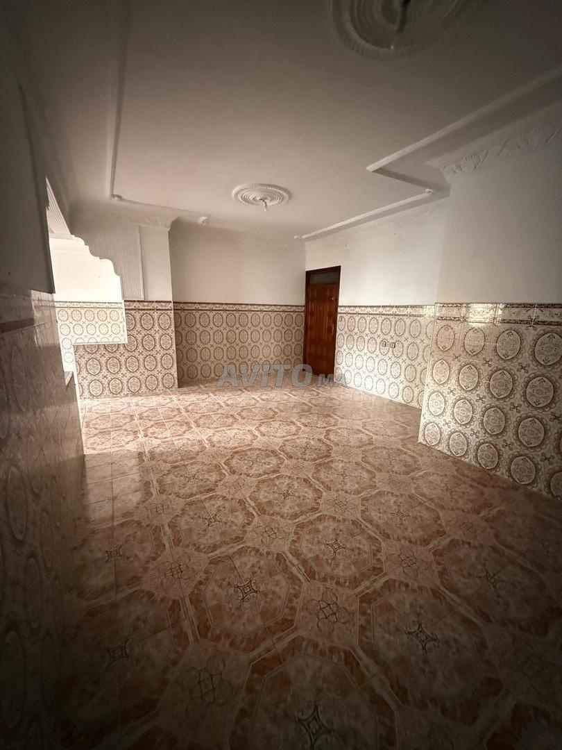 Appartement spacieux à louer 150m à Berre près de la Banque Populaire