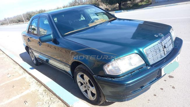 Mercedes-Benz 220 Diesel Manuelle 1998 à Driouch