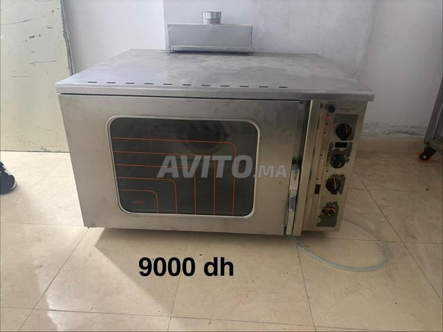 Four boulangerie pâtisserie