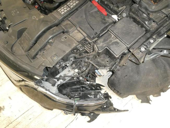voiture accidentée appel whattssap
