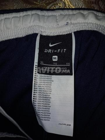 ملابس من الخارج أصلية