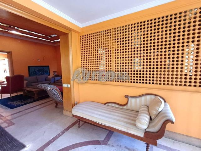 CMN-AC-1826 - فيلا للبيع في كاليفورنيا - 2