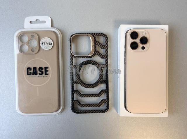 Iphone 16 Pro Max en trés bon état