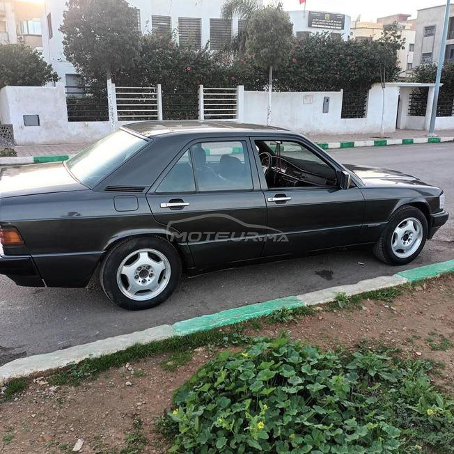 بيع سيارة ميرسدس بنز موديل 1986