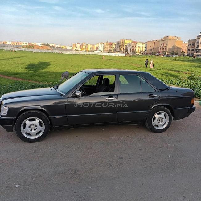 بيع سيارة ميرسدس بنز موديل 1986