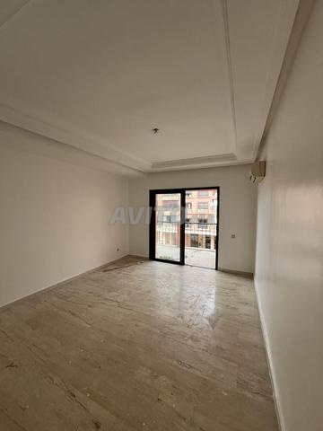 appartement bien renover grand balcon 