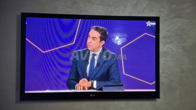 تلفاز 50 تلفزيون (50 بوصة) HD TV مع منفذ USB