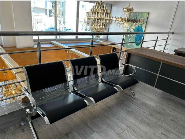 بنوك اينوكس في العيون