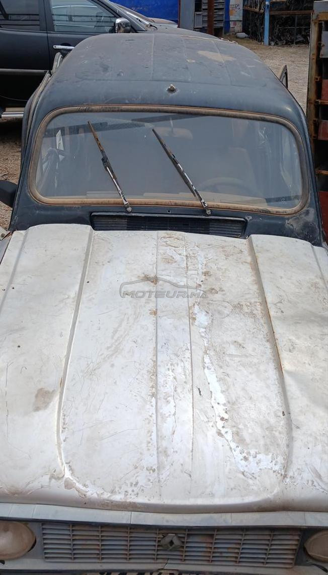 Renault R4 Essence Manuelle 1980 à Marrakech
