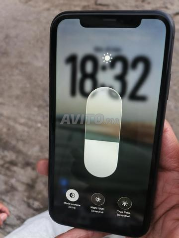 ايفون 11 عادي