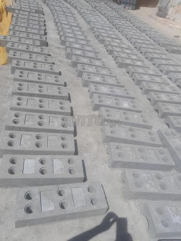 Support de palissade métallique en béton 50×20