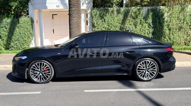 للبيع - أودي A5 S line TDI quattro بقوة 204 حصان S tronic