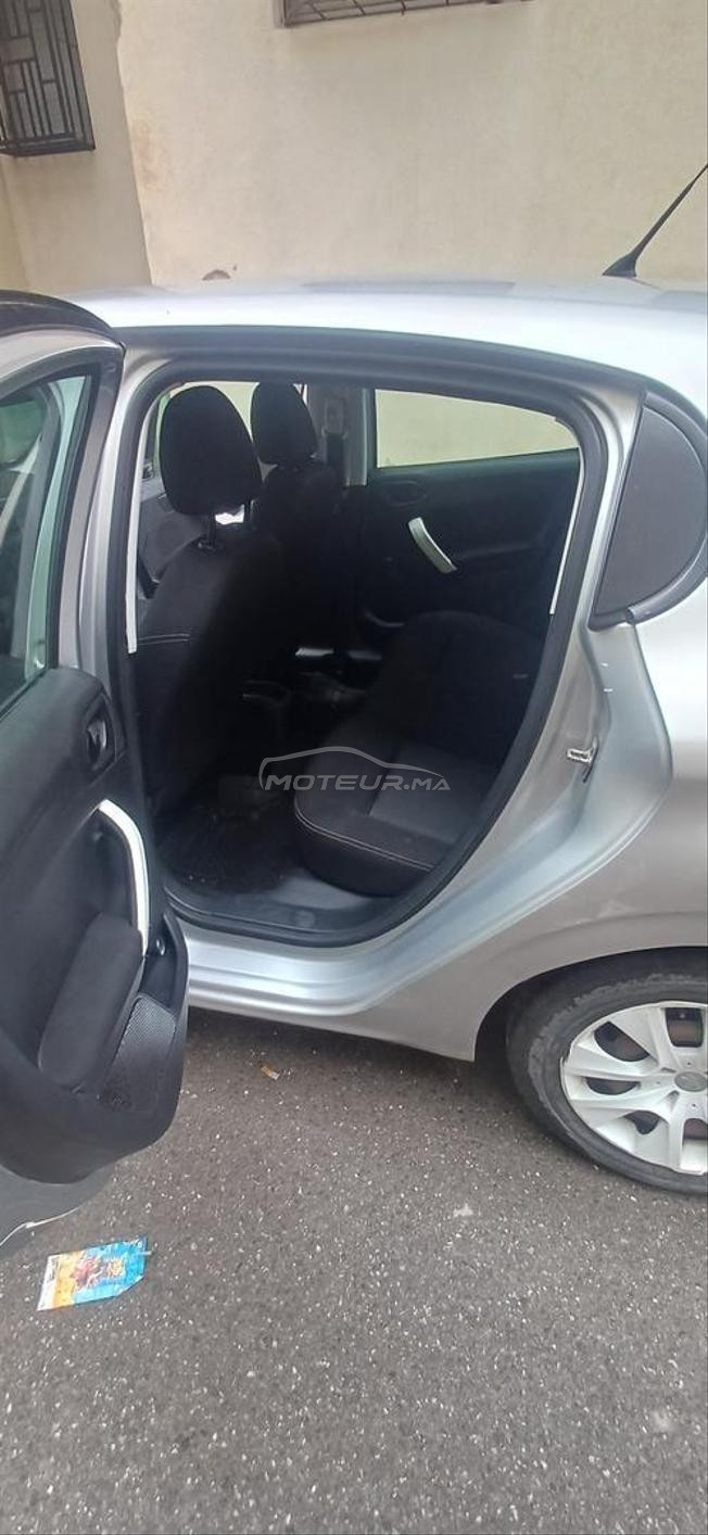 Peugeot 208 Essence Manuelle 2016 à Bouskoura