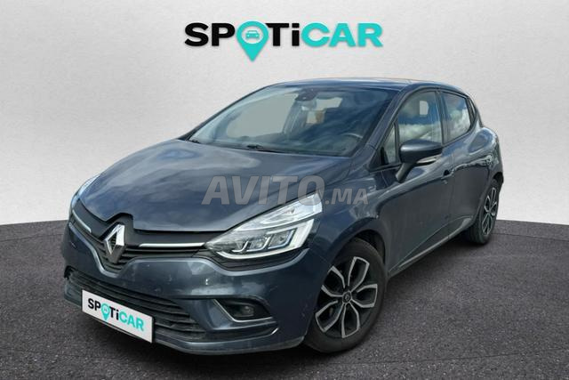 Stellantis - RENAULT Clio - 2019