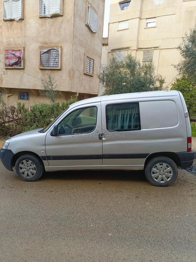 سيارة مزالة نقية لي مهتم مرحبا