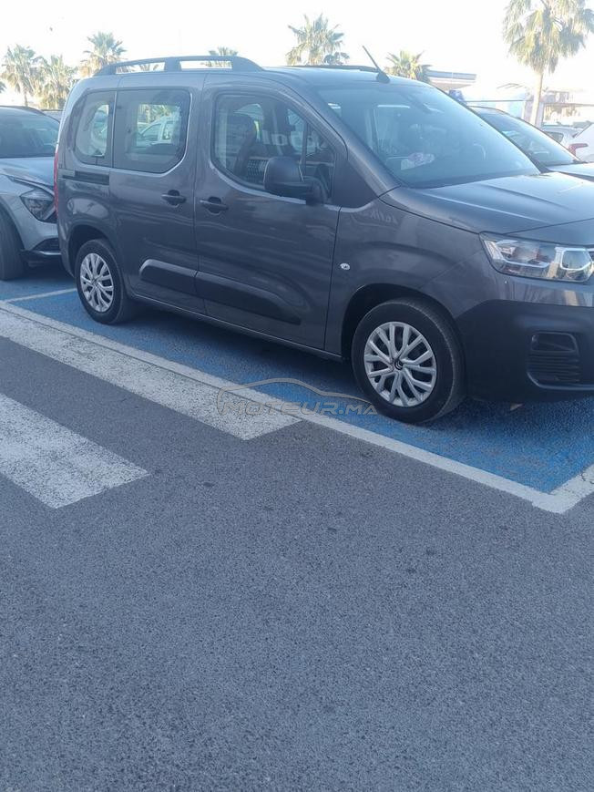 berlingo mod 2022 mois 12 entretien à la maison 