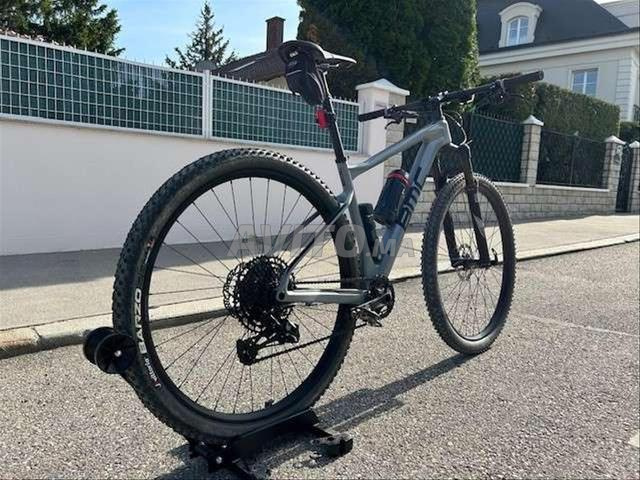 Vélo électrique à grande vitesse