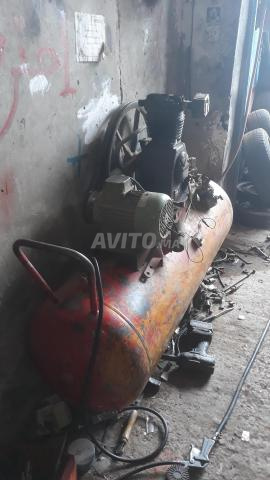 Vente de tournesol d'occasion 300l Italie