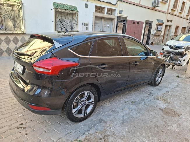 voiture Ford focus sport modèle 2018 