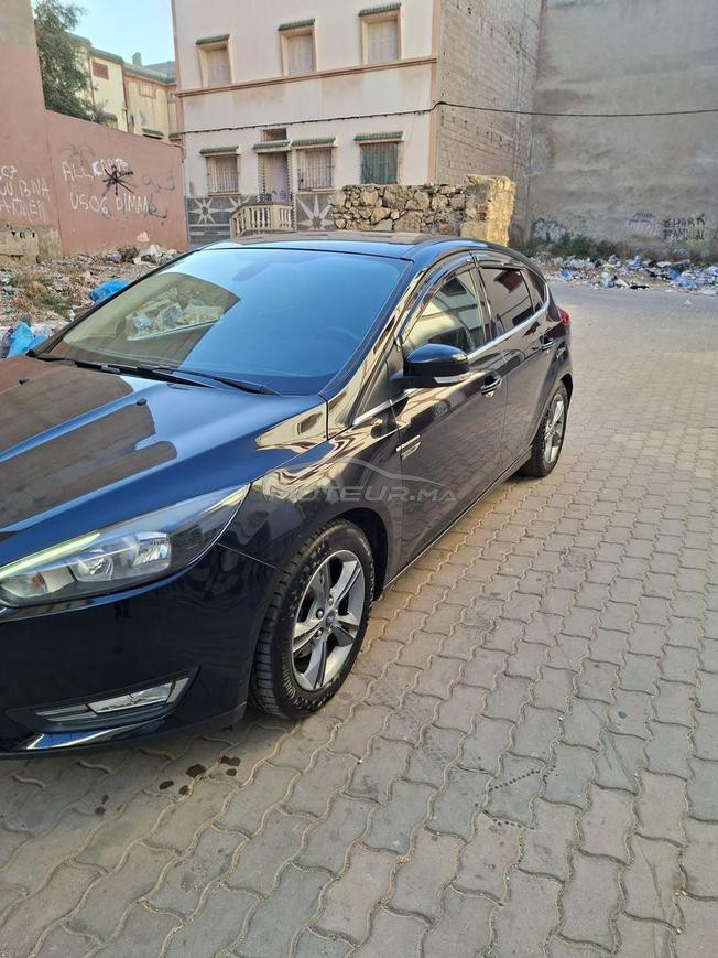 voiture Ford focus sport modèle 2018 