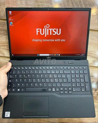 PC FUJITSU (GERMANY) i5 الجيل العاشر