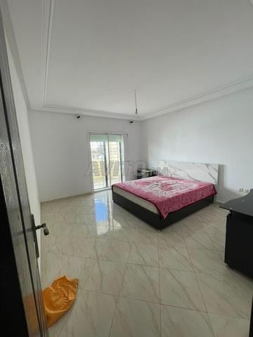 شقة كبيرة في الطابق الأول 127 متر مربع في القنيطرة