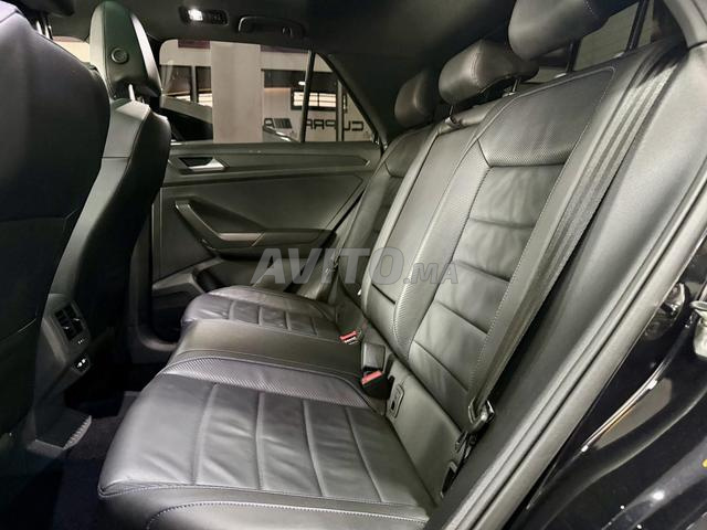 VOLKSWAGEN T-ROC R