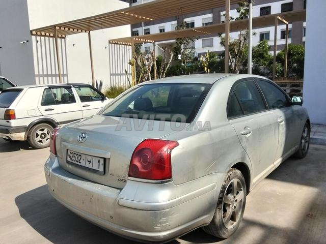 Toyota Avensis toutes options - 2