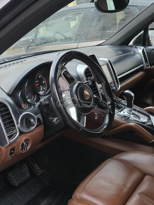 porcshe cayenne 2017 pneu renflate neuf