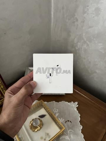 AirPods Pro 2 Type-C جديد بضمان